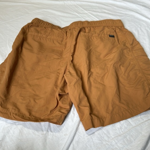 Eddie Bauer Large Brown Nylon Tan Cargo Shorts With Belt Camping Pocket - Picture 6 of 7